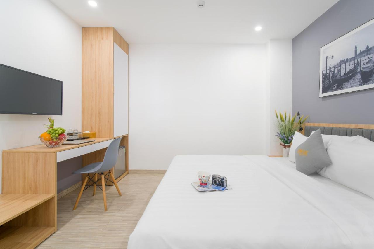 Davue Hotel By Thg Da Nang Bagian luar foto