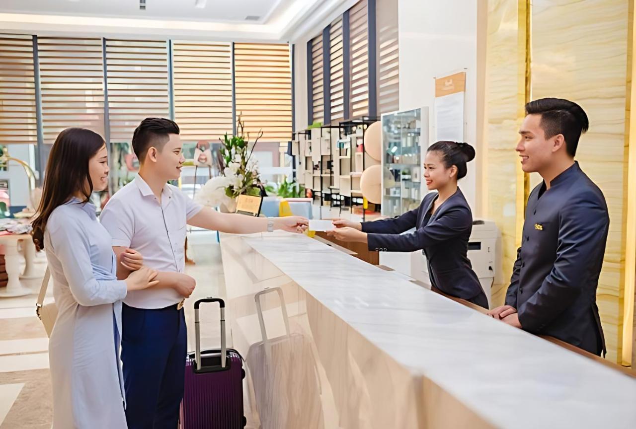 Davue Hotel By Thg Da Nang Bagian luar foto