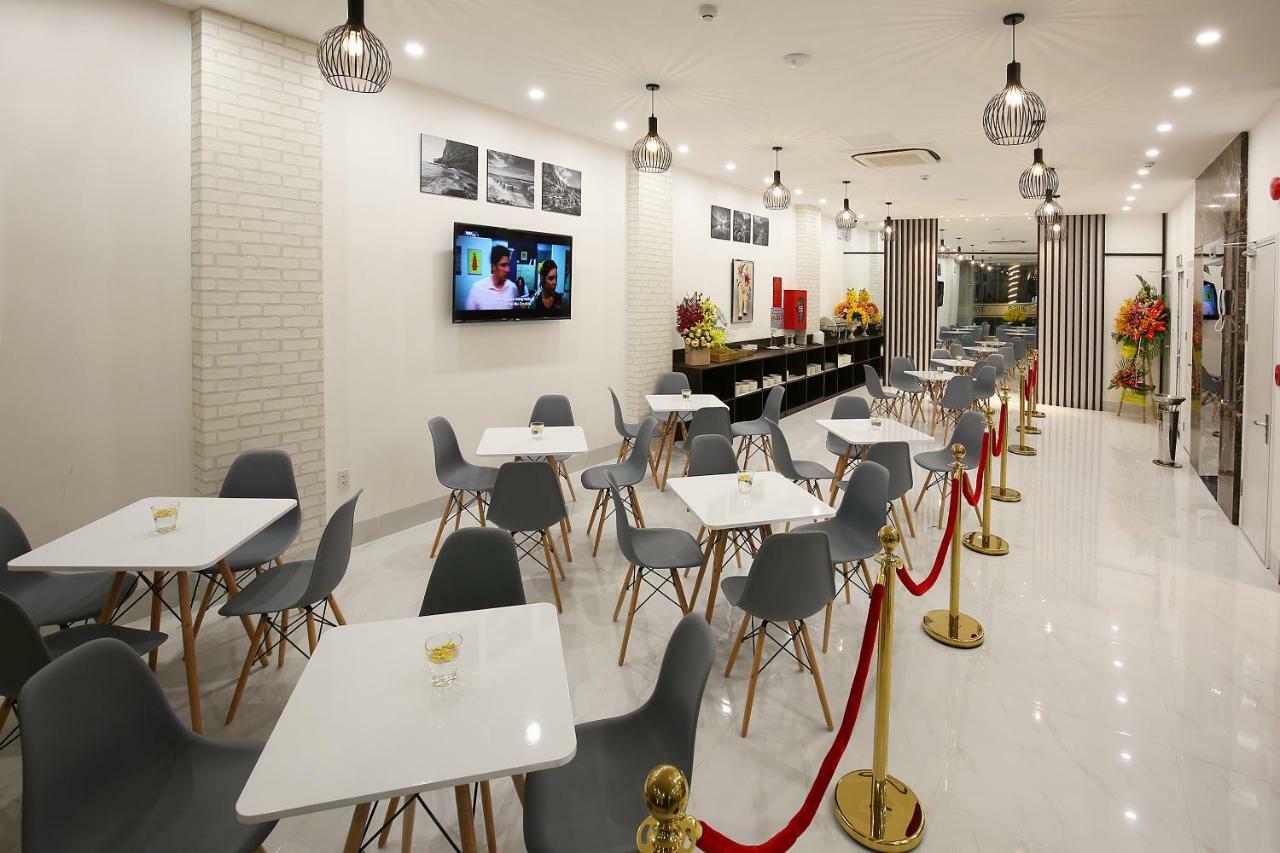 Davue Hotel By Thg Da Nang Bagian luar foto
