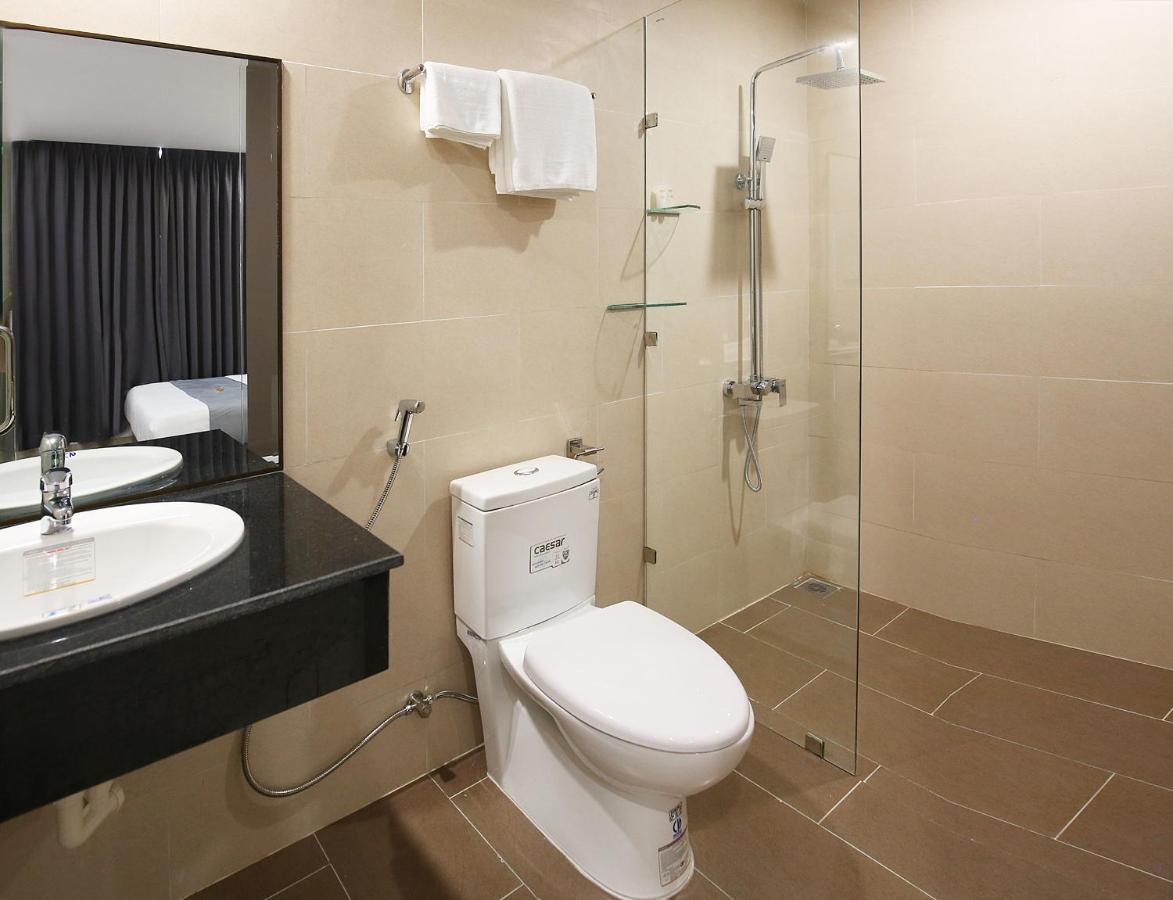 Davue Hotel By Thg Da Nang Bagian luar foto